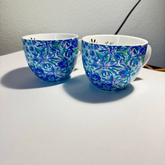 Set of 2 Lilly Pulitzer Blue Surf Ceramic Teacups  Lion & Gold Handle  12 oz - Picture 7 of 8